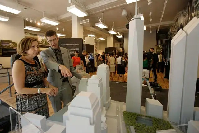 Memorial designer Michael Arad shows 9/11 Memorial Museum director Alice Director the model.